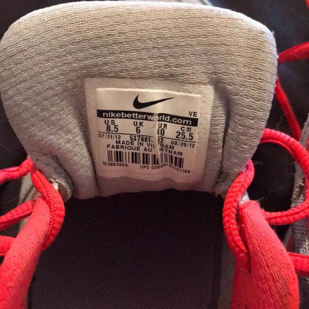 Nike Flywire - Picture 2 of 3